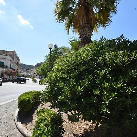 Sicilia Bedda House Bed and Breakfast Scicli Exteriör bild